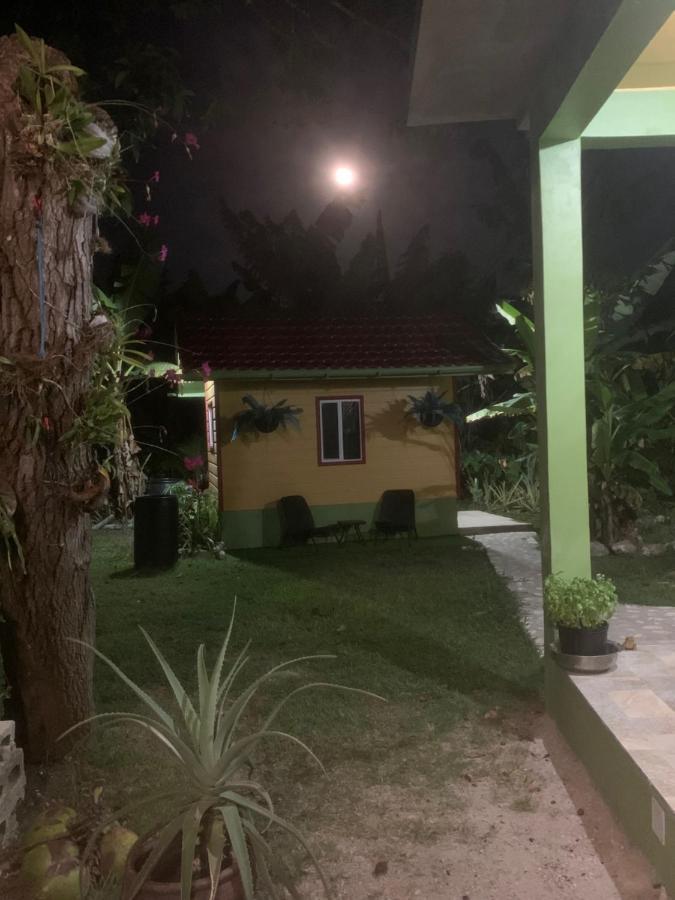 Green Queendom Farm And Lodging Oracabessa Esterno foto